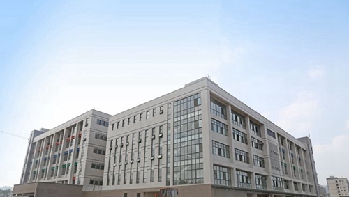 遵義職業(yè)技術(shù)學(xué)院學(xué)生活動中心和一食堂背面（建設(shè)中）