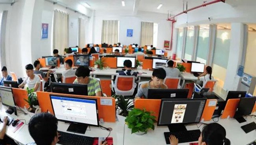 貴州盛華職業(yè)學院專業(yè)課教學中