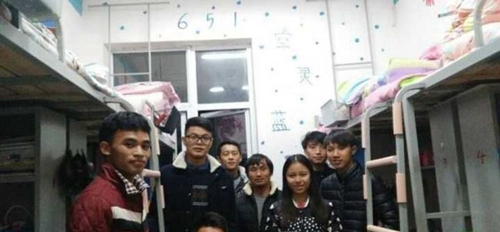 銅仁幼兒師范高等?？茖W(xué)校寢室文化交流2