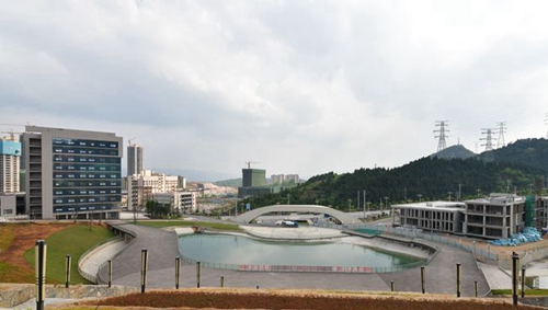貴州健康職業(yè)學(xué)院學(xué)院南門