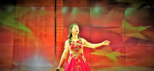 貴州經(jīng)貿(mào)職業(yè)技術(shù)學(xué)院演出瞬間