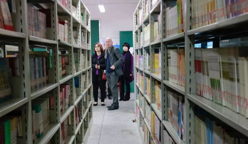 四川省中江中學(xué)校圖書館