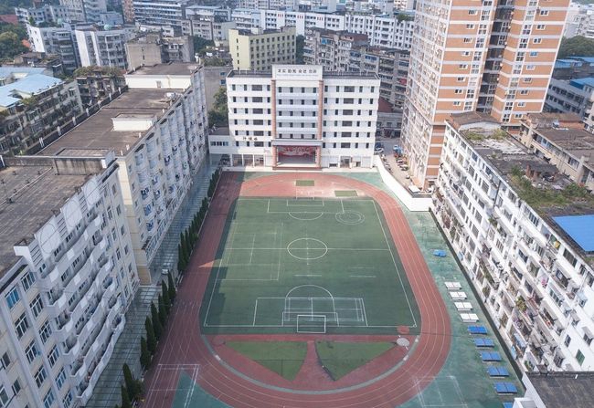 簡陽市陽安中學(xué)校園俯拍