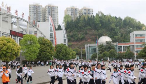 蓬溪中學(xué)校園風(fēng)光