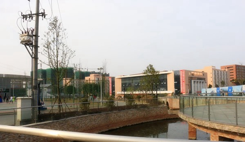 天府新區(qū)信息職業(yè)學(xué)院校園小景