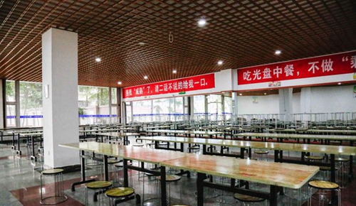 成都多維藝術(shù)學校食堂