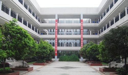 成都市新都香城中學教學樓內(nèi)景
