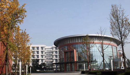 成都市新都香城中學圖書館