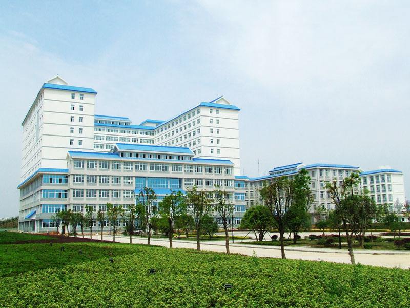 重慶市第二交通技工學(xué)校2022年是公辦學(xué)校嗎？