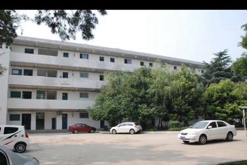 四川省金堂實驗中學(xué)教學(xué)樓