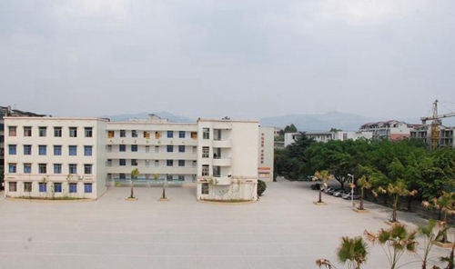 四川省金堂實驗中學(xué)校園遠(yuǎn)景