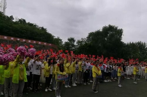 簡(jiǎn)陽(yáng)市石橋中學(xué)成人典禮2