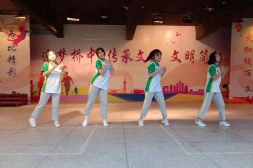 簡(jiǎn)陽(yáng)市石橋中學(xué)文藝匯演