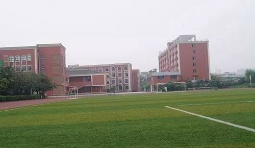 成都市第三十七中學(xué)校操場