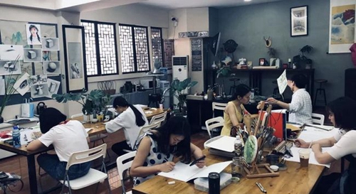 成都創(chuàng)美藝尚畫(huà)室畫(huà)室環(huán)境2