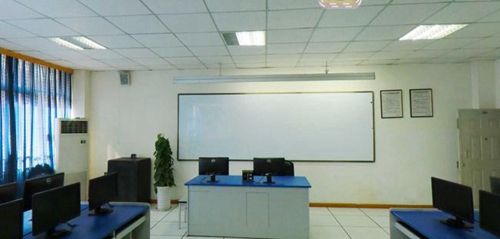 成都大學附屬中學網(wǎng)絡教室