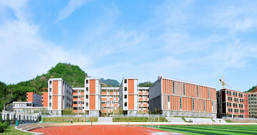 開州區(qū)豐樂中學(xué)操場