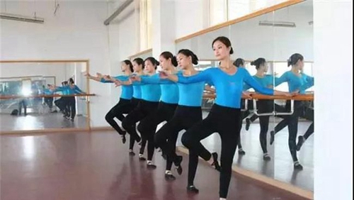 貴陽(yáng)市工業(yè)職業(yè)學(xué)校幼師專業(yè)