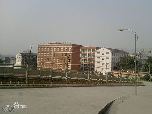 巫溪縣上磺中學(xué)校學(xué)校