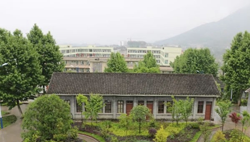 正安縣第二中學校園風景、