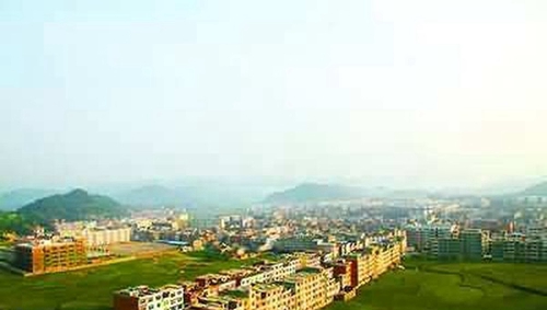 三穗縣民族高級中學(xué)校園