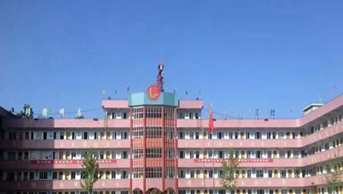 鳳岡縣第三中學教學樓