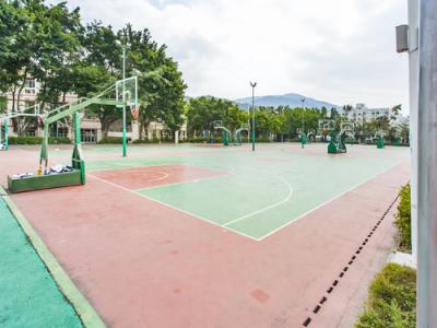 黔西南州機電職業(yè)技術學校籃球場