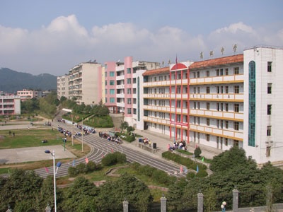 麻江中等職業(yè)技術(shù)學(xué)校教學(xué)樓
