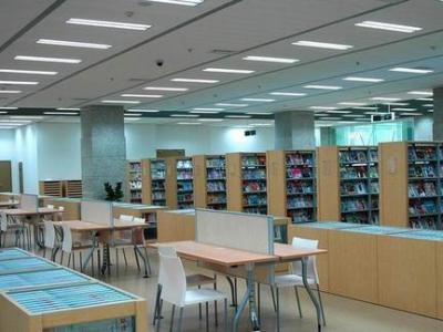 沿河土家族自治中等職業(yè)學校閱覽室