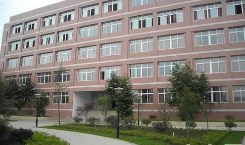 貴州農(nóng)業(yè)職業(yè)學(xué)院中專部|機電學(xué)校|貴州省畜牧獸醫(yī)學(xué)校圖片
