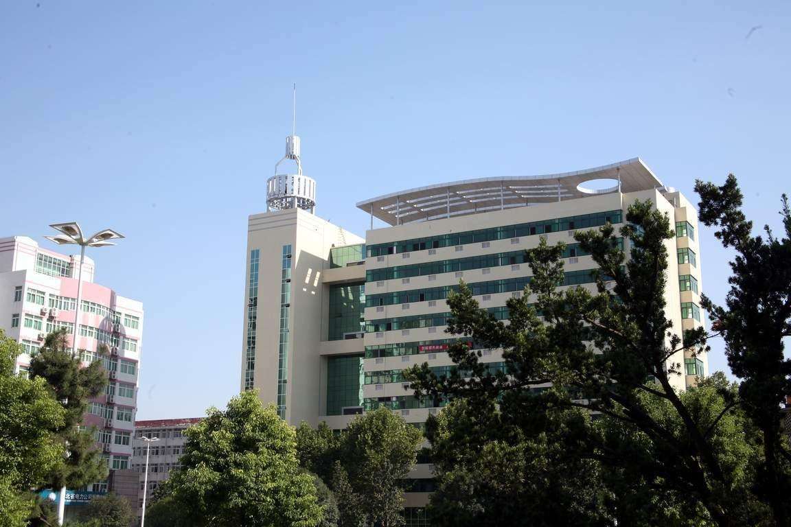 2019年成都經(jīng)濟(jì)技術(shù)開(kāi)發(fā)區(qū)職業(yè)技術(shù)學(xué)校招生辦聯(lián)系電話