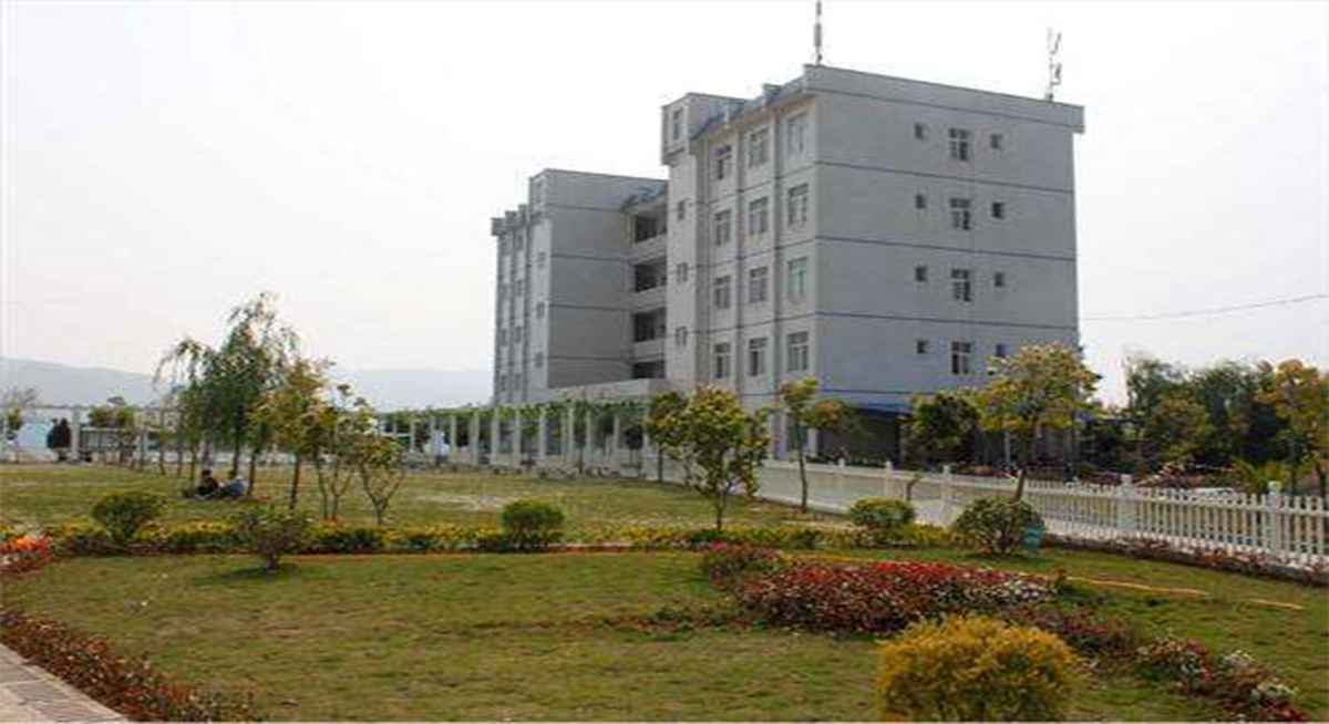 學校