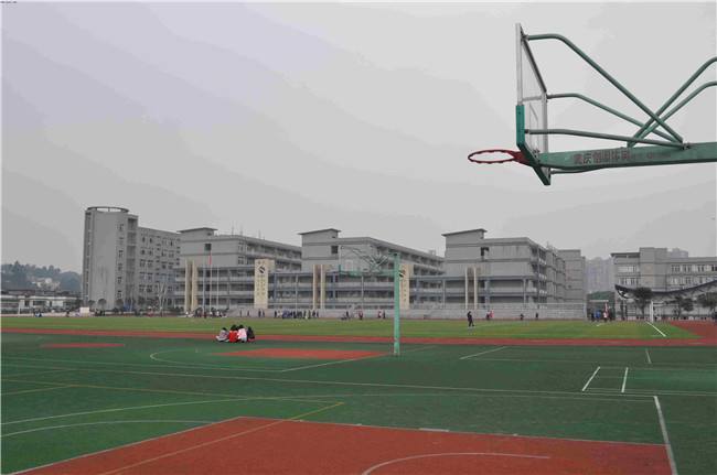 2019年四川省宜賓市職業(yè)技術(shù)學校招生辦聯(lián)系電話