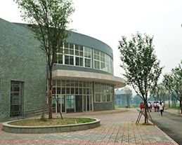 學(xué)校環(huán)境