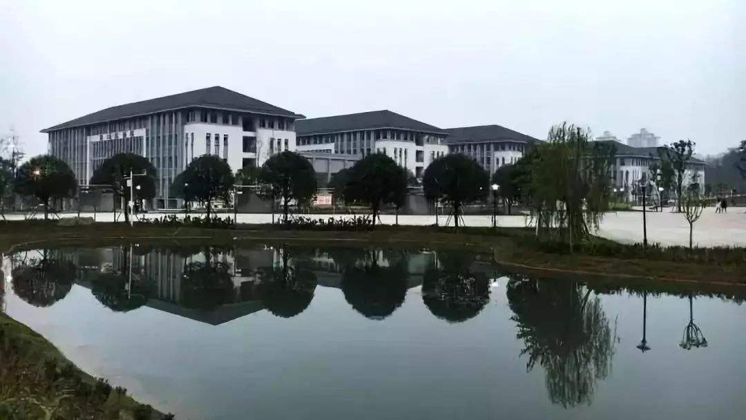 2019年重慶化工職業(yè)學院五年一貫制招生計劃