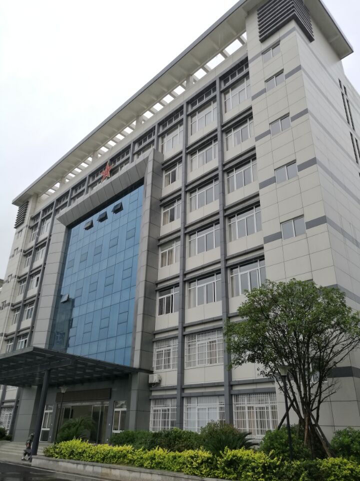 貴陽市新城職業(yè)學(xué)校圖片