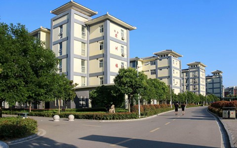 廣西廣播電視學(xué)校