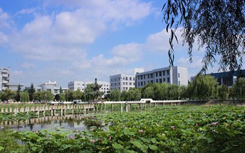 西安航天工業(yè)學(xué)校
