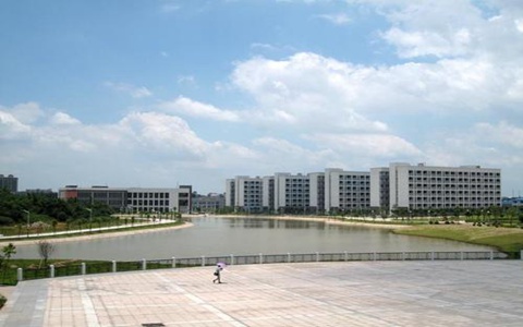 榆林能源化工學(xué)院