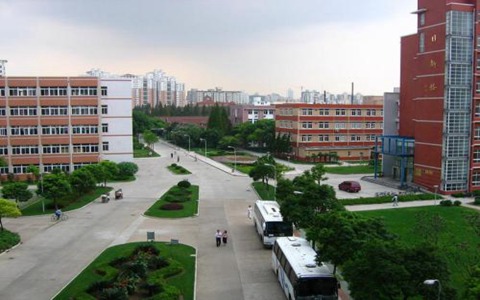 白城醫(yī)學高等?？茖W校醫(yī)學檢驗技術(shù)專業(yè)好不好?發(fā)展前景怎樣