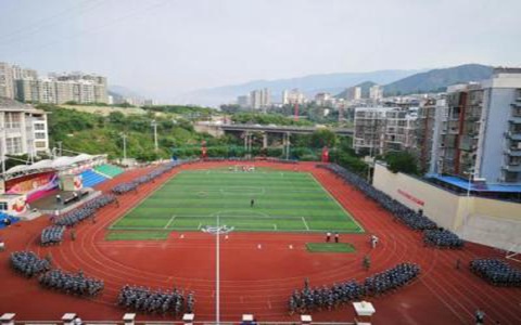 成都市衛(wèi)校|四川省成都衛(wèi)生學(xué)校專業(yè)學(xué)費(fèi)要多少錢