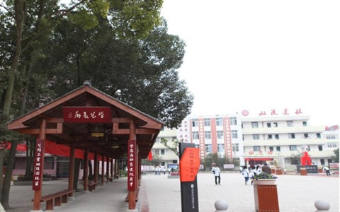 渭南2023年鐵路學(xué)校都有什么專業(yè)適合男生