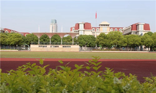 重慶有什么中專中職學(xué)校的汽車美容與裝潢專業(yè)好 