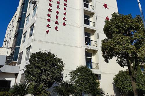 新疆巴州衛(wèi)校3+2五年制大專招生簡章