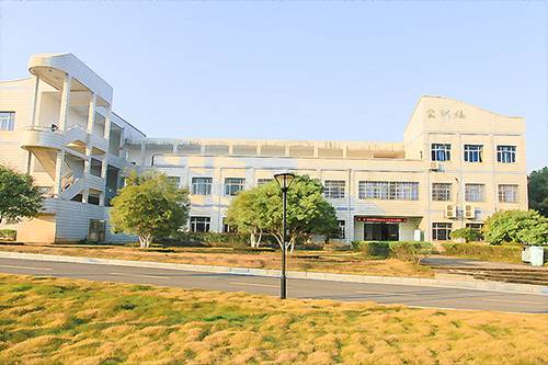 遼寧生態(tài)工程職業(yè)學(xué)院園林工程技術(shù)專(zhuān)業(yè)介紹