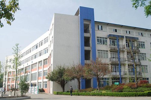 石家莊航空理工職業(yè)學院有高鐵乘務專業(yè)嗎