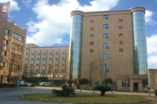 男孩初中畢業(yè)學什么技術(shù)好？