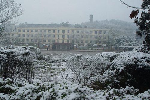 唐山高鐵鐵路學校2022高鐵招生簡章